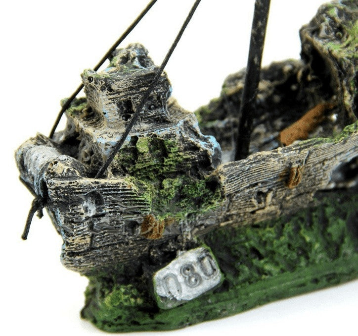 Aquarium Shipwreck Ornament - Friends of Irony LLC
