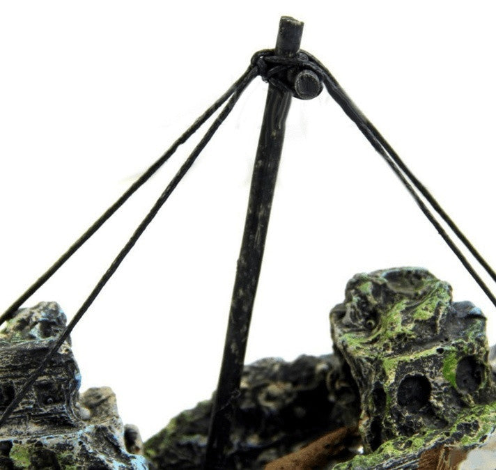 Aquarium Shipwreck Ornament - Friends of Irony LLC